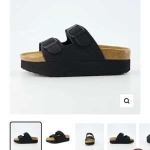 Cushionaire Lane Platform Slide Sandals